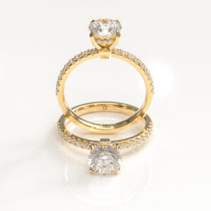 Round Cut Pavé Engagement Ring